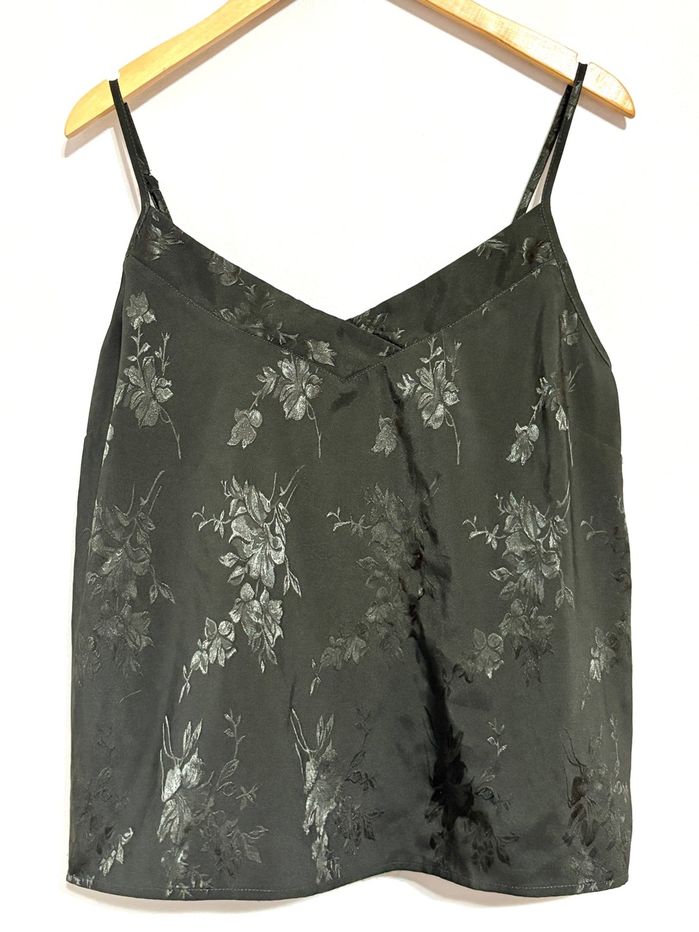 Lovestitch Black Floral Satin Etched V-Neck Camisole Top Size Medium